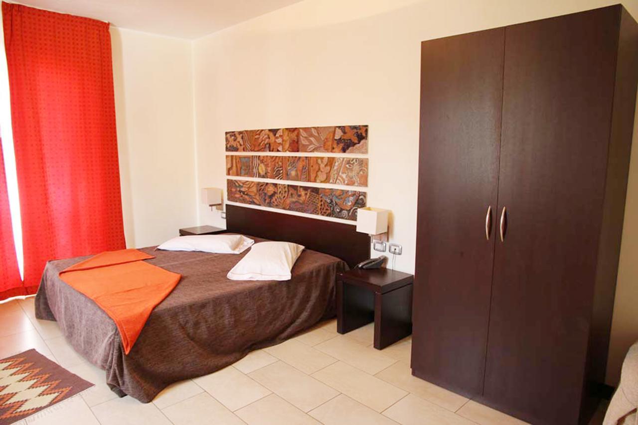 Hotel Al Ritrovo Castelluzzo Ngoại thất bức ảnh