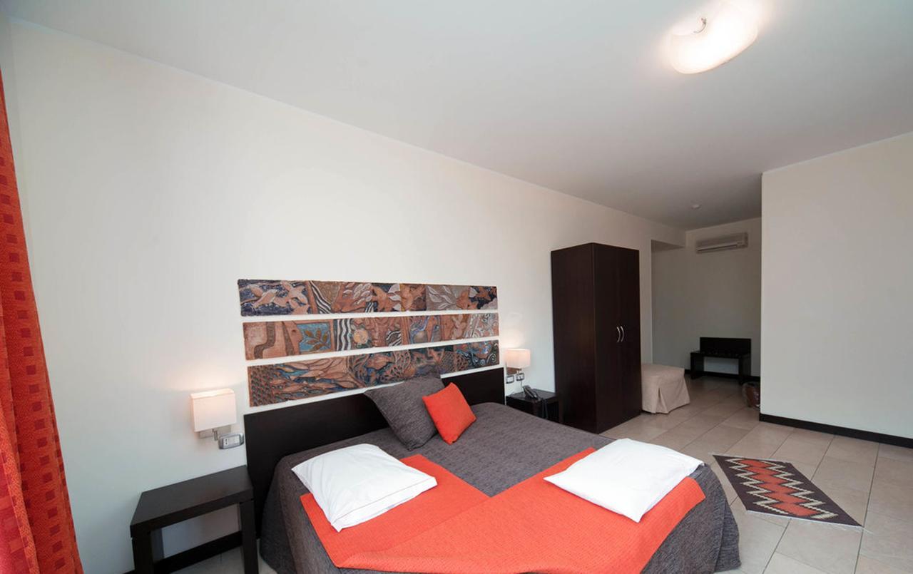 Hotel Al Ritrovo Castelluzzo Ngoại thất bức ảnh